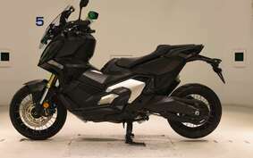 HONDA X-ADV 750 2023 RH10