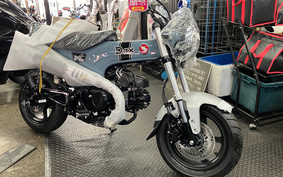 HONDA  DAX 125 1988 JB04