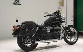 TRIUMPH SPEEDMASTER 2013