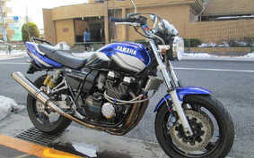 YAMAHA XJR400 R 2001 RH02J