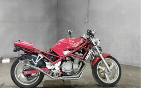 SUZUKI BANDIT 250 GJ74A