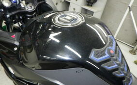 SUZUKI GSX250R DN11A