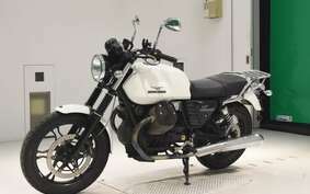 MOTO GUZZI V7 STONE 2014