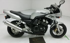 YAMAHA FZ400 1997 4YR