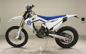 HUSQVARNA FE250