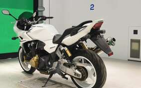 HONDA CB1300SB SUPER BOLDOR A 2011 SC54