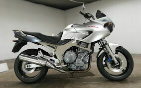 YAMAHA TDM900 2003 RN08