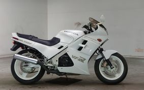 HONDA VFR750F 1988 RC24