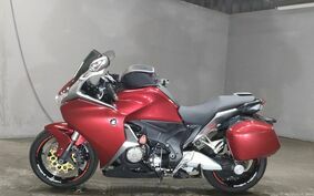 HONDA VFR1200F 2013 SC63