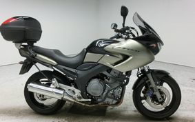 YAMAHA TDM900 2006 RN11