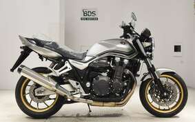 HONDA CB1300SF SUPER FOUR Gen. 3 2022 SC54