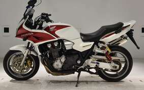 HONDA CB1300SB SUPER BOLDOR A 2013 SC54