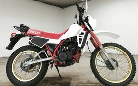 YAMAHA DT125 17F