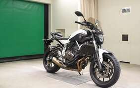 YAMAHA MT-07 2015 RM07J