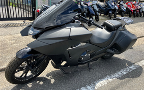 HONDA NM4 VULTUS -02 2014 RC82