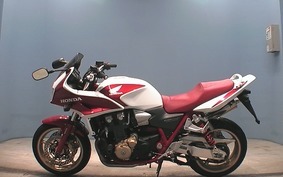 HONDA CB1300SB SUPER BOLDOR A 2006 SC54