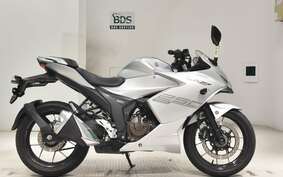 SUZUKI GIXXER 250 SF ED22B