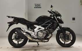 SUZUKI GLADIUS 650 2011