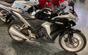 HONDA CBR250R MC41