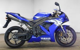 YAMAHA YZF-R1 2004 RN12