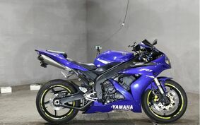 YAMAHA YZF-R1 2004 RN124