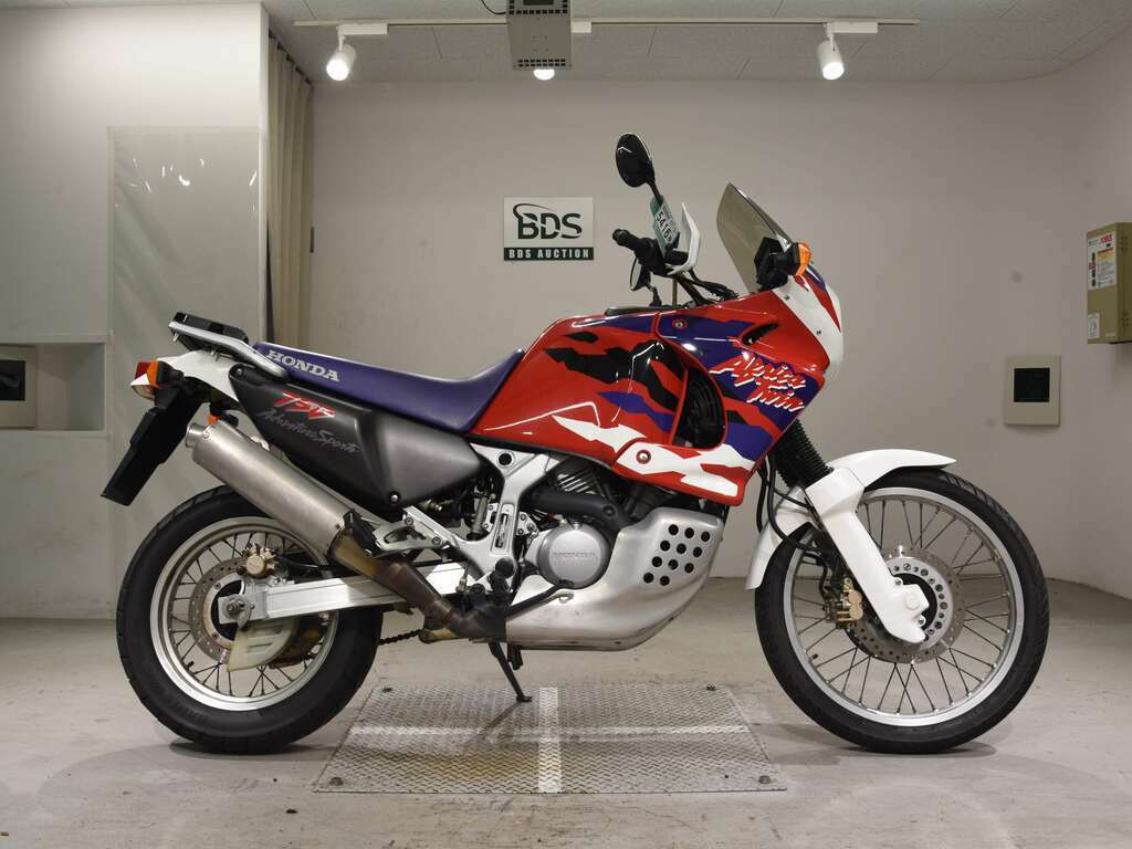 Africa Twin 750 глушитель