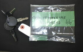 MOTO GUZZI V7 STONE 2022