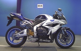 HONDA CBR600RR GEN 3 2008 PC40