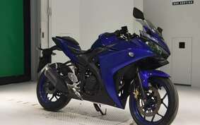 YAMAHA YZF-R25