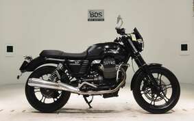 MOTO GUZZI V7 STONE 2015