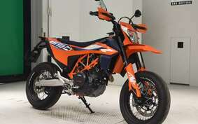 KTM 690 SMC R 2023