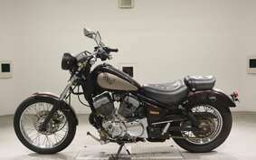 YAMAHA VIRAGO 250 3DM