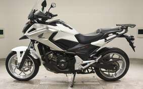 HONDA NC750X D 2017 RC90