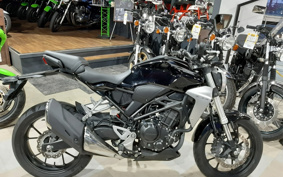 HONDA CB250R MC52