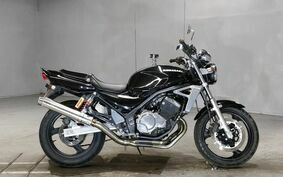 SUZUKI GSX250FX ZR250C