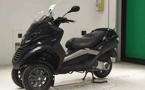 PIAGGIO MP3 250