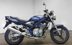 SUZUKI BANDIT 250 GJ77A