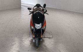 YAMAHA MAJESTY 125 SE27