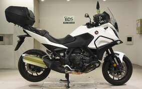 HONDA NT1100 2022 SC84