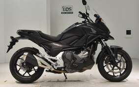 HONDA NC750X D Limited 2018 RC90