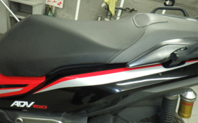 HONDA ADV150