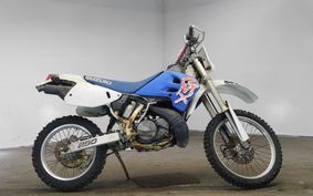 SUZUKI RMX250 S SJ13A