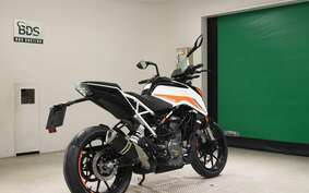 KTM 390 DUKE 2024