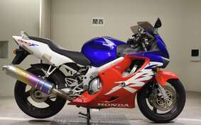 HONDA CBR600F 2000 PC35