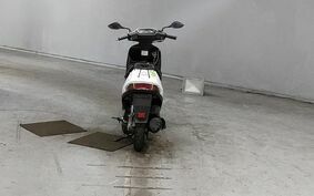 SUZUKI ADDRESS V100 CE13A