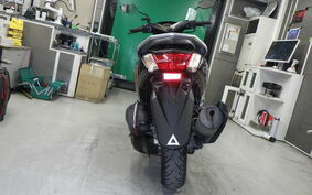 YAMAHA N-MAX SE86J