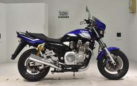 YAMAHA XJR1300 2001