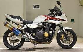 HONDA CB1300SB SUPER BOLDOR A 2015 SC54