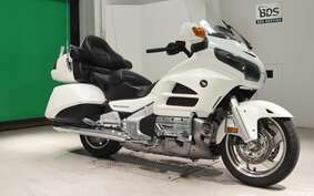 HONDA GL 1800 GOLD WING 2012 SC68