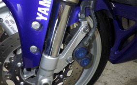 YAMAHA YZF-R1 1999 RN011